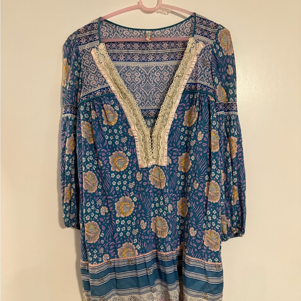 Free People Floral Blue and Cream Women's Top